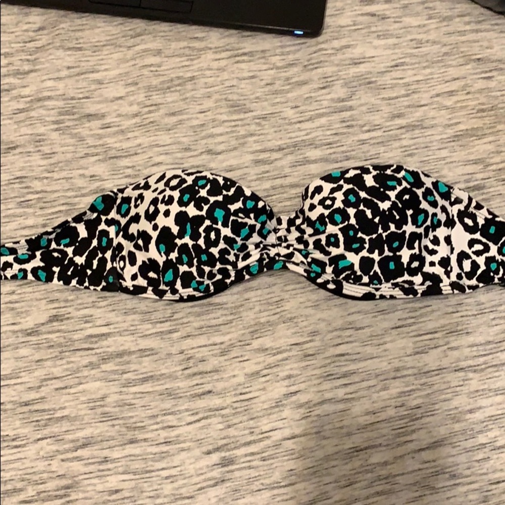 Hurley Bathing Suit Bra Top sz Medium